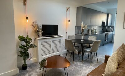 2 bed flat West Kensington/Fulham