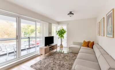The Pug Apartment – Hyde Park Views