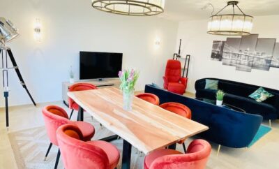 Large 3 bedrooms in Center with Terrace & Parking – BON 1