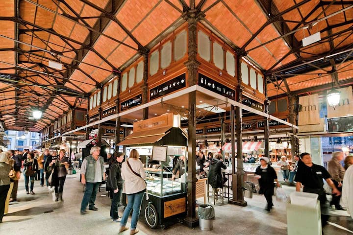 Apartamento en el corazón de Madrid. +Netflix