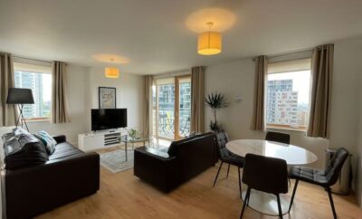 Spacious 11th Floor Apartment in Canary Wharf