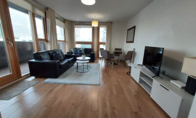 2 bedroom 19th floor apartment in Canary Wharf