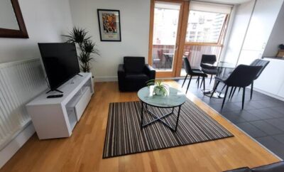 Great 18th floor apartment with a view!