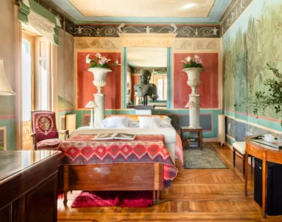 Aristocratic Rome Suite at Casa de Madrid Royal Palace views