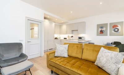 Charming apt in Leicester Square