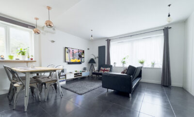 Contemporary apartment by the Shard and Borough Market