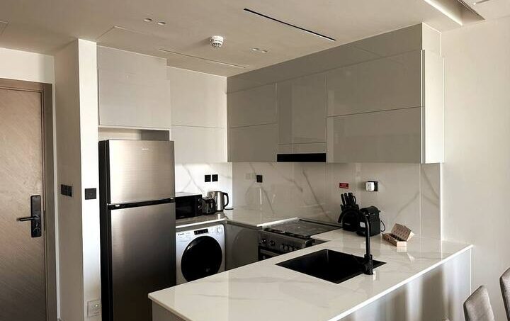 Waterfront apartment with Burj Khalifa view