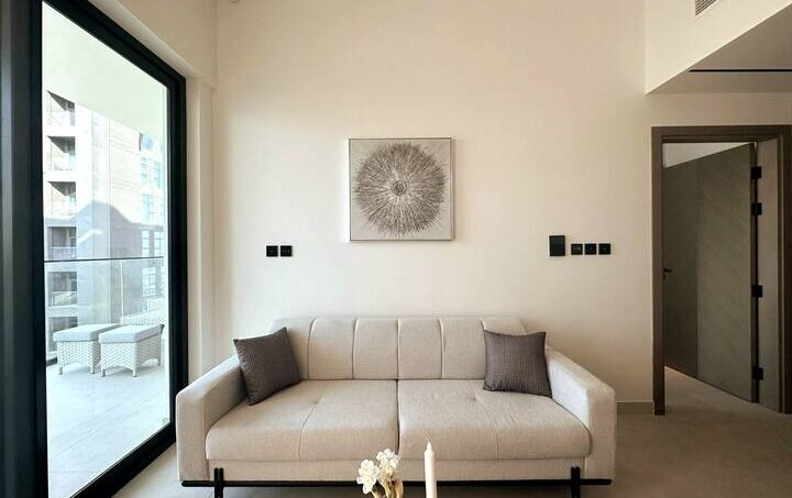 Waterfront apartment with Burj Khalifa view