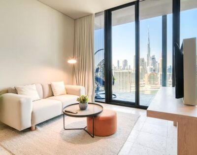 Cozy Studio w/ Burj Khalifa Balcony Retreat