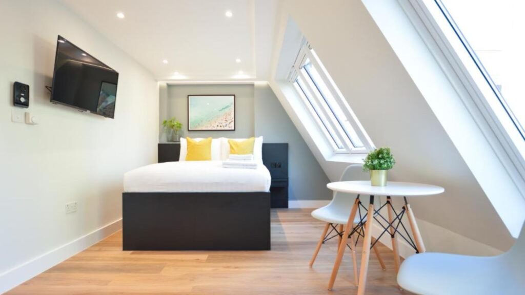 Serviced Apartment in london