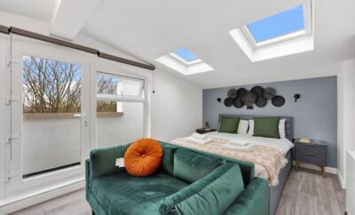 Spacious Rooftop Studio Flat in London