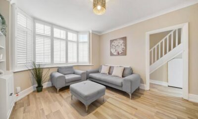 3-bedroom house with parking in Hornchurch