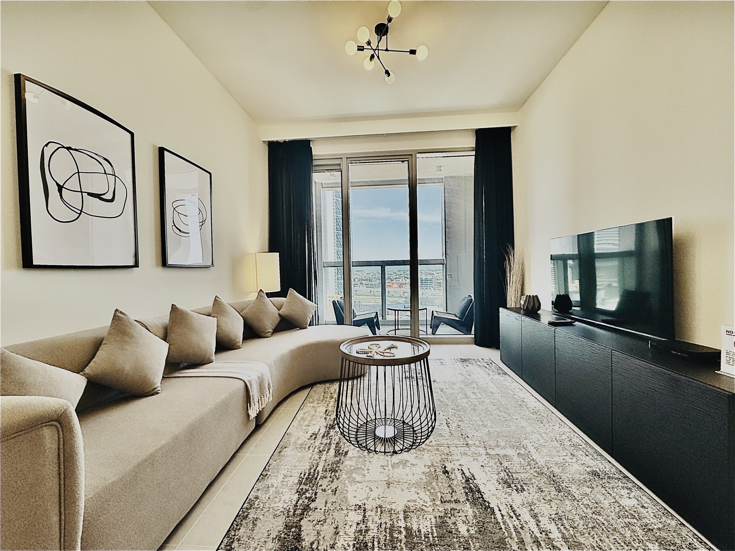 Spacious 1BR | Forte Tower | Walk to Dubai Mall