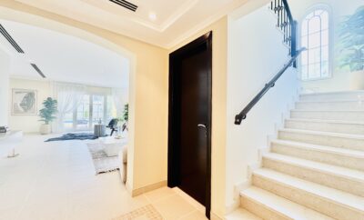 Elite 3BR Villa w/ Private Pool in Jumeirah Park