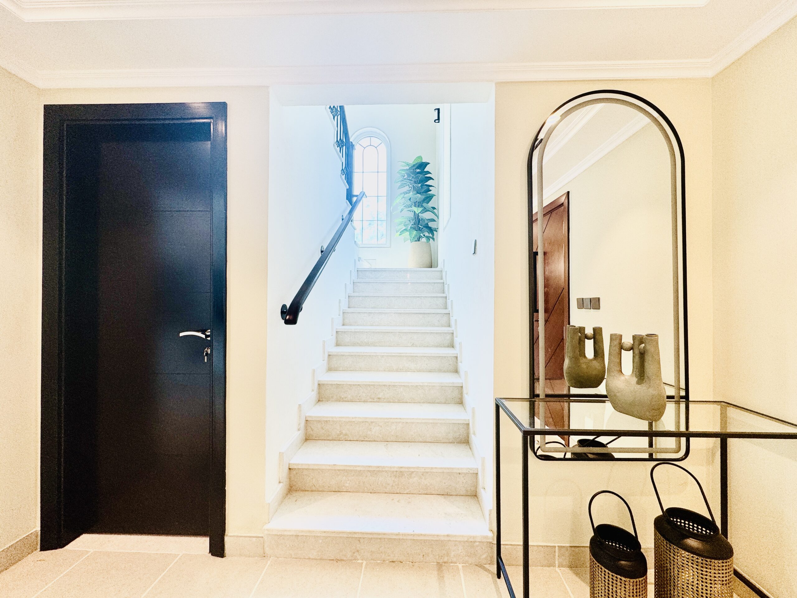 Elite 3BR Villa w/ Private Pool in Jumeirah Park