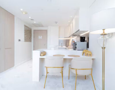 Cozy Studio with Stunning Views of Burj Khalifa