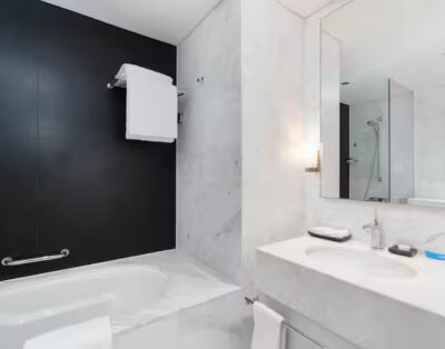 Awe-Inspiring Studio With Burj Khalifa View