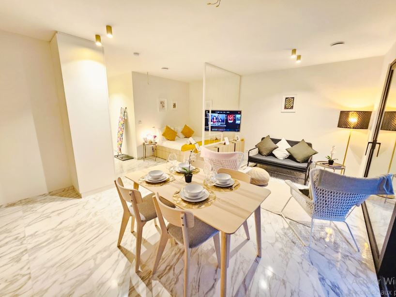 Cosy Terrace Studio close to city center-LIMP11