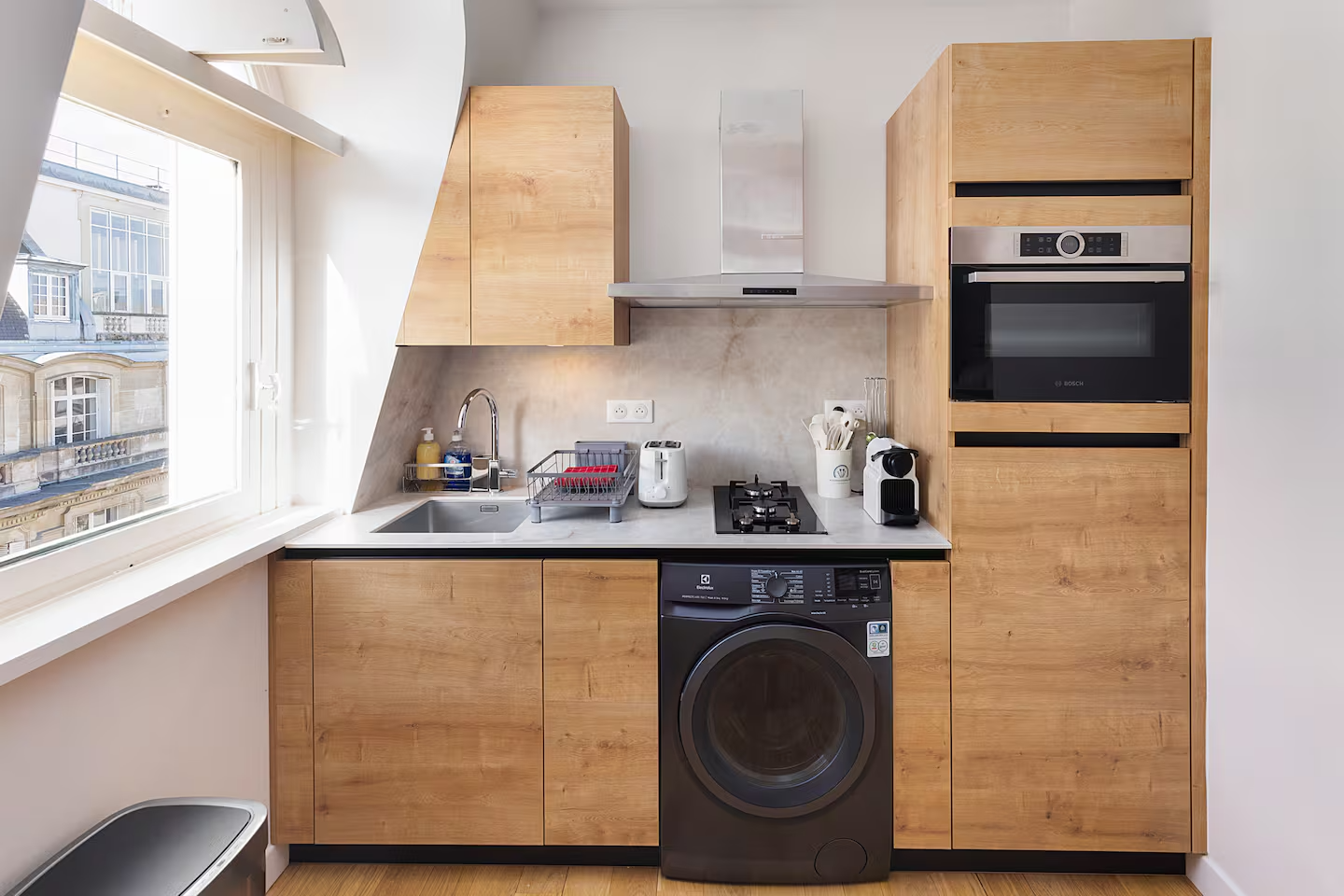 Suite moderne près des Champs-Élysées – Paris