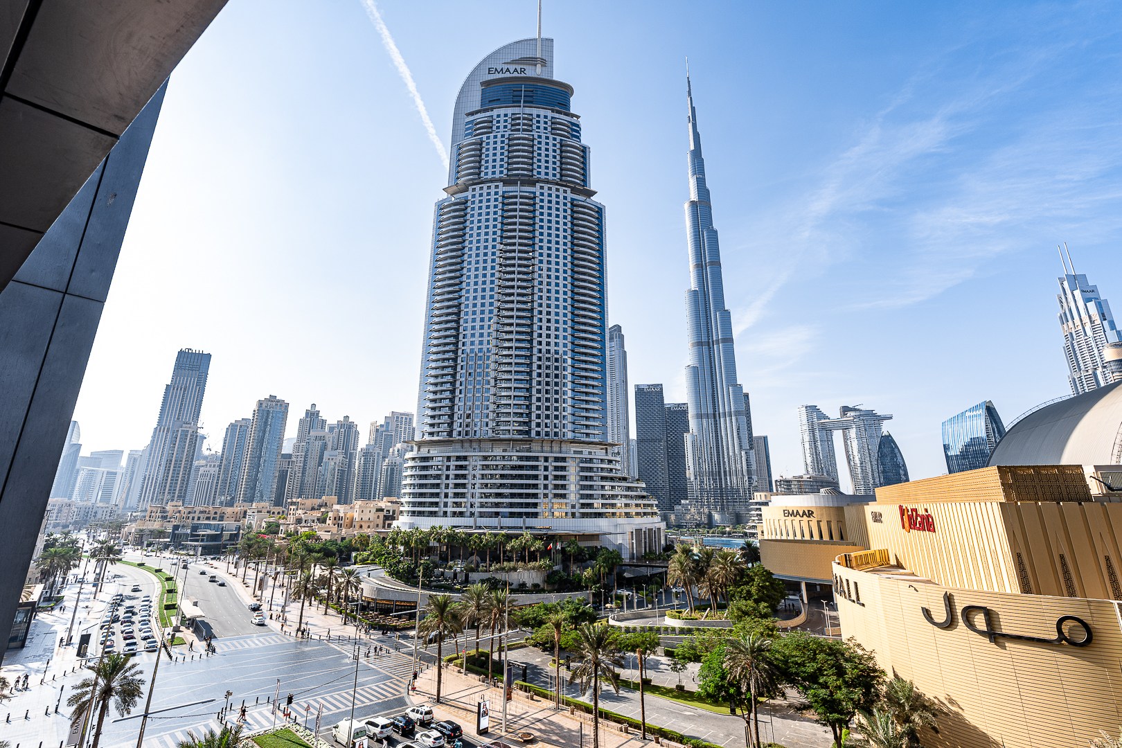 Boulevard Point I Burj khalifa view | Sofa bed