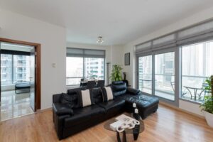 Stylish 1BR Dubai Marina w/ Pool and Gym