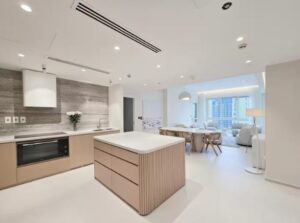 Modern Palm 2BR | Panoramic Frond & Yacht Views