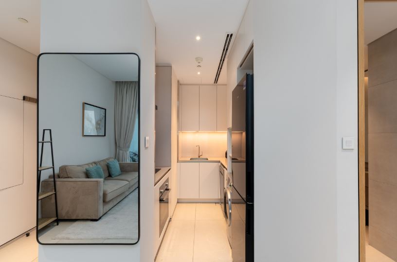 Modern 1BR w/ Marina View Balcony at Address JBR