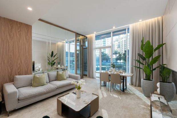 Chic 2BR Palm Living w/ Beach Access