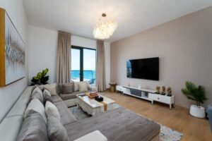 Contemporary La Mer 1BR w/ Beach Access